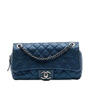 Auth Chanel Medium Quilted Iridescent #230476C21B